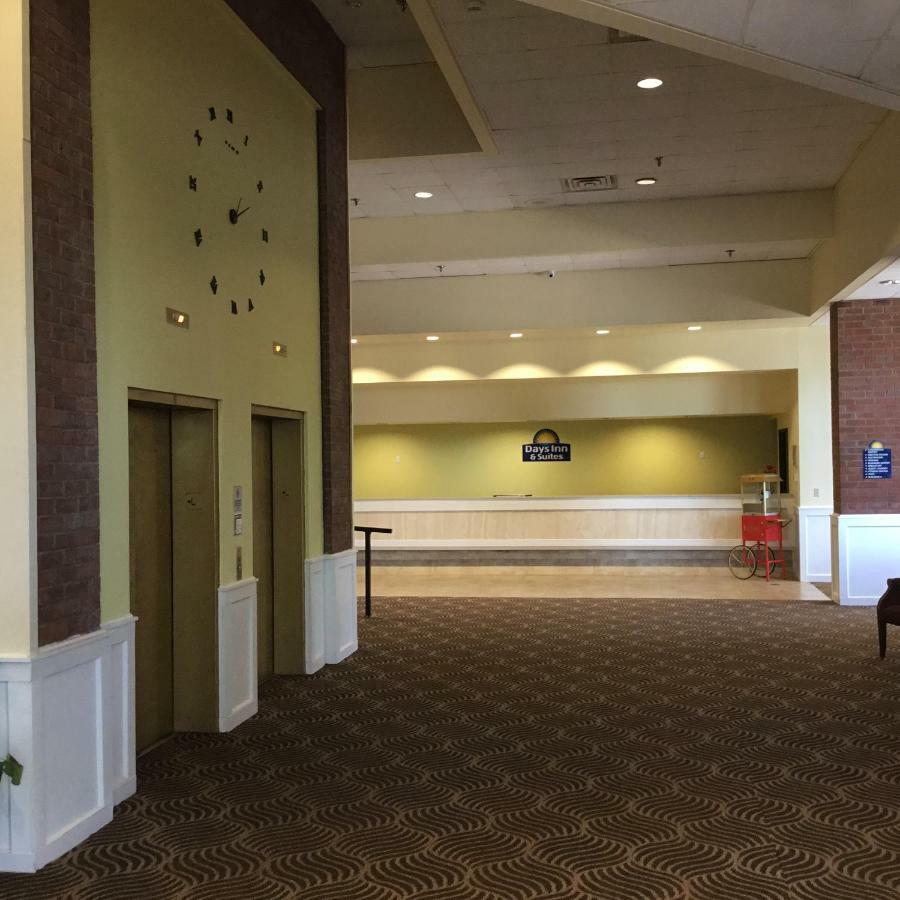 Days Inn & Suites By Wyndham Tallahassee Conf Center I-10 Экстерьер фото
